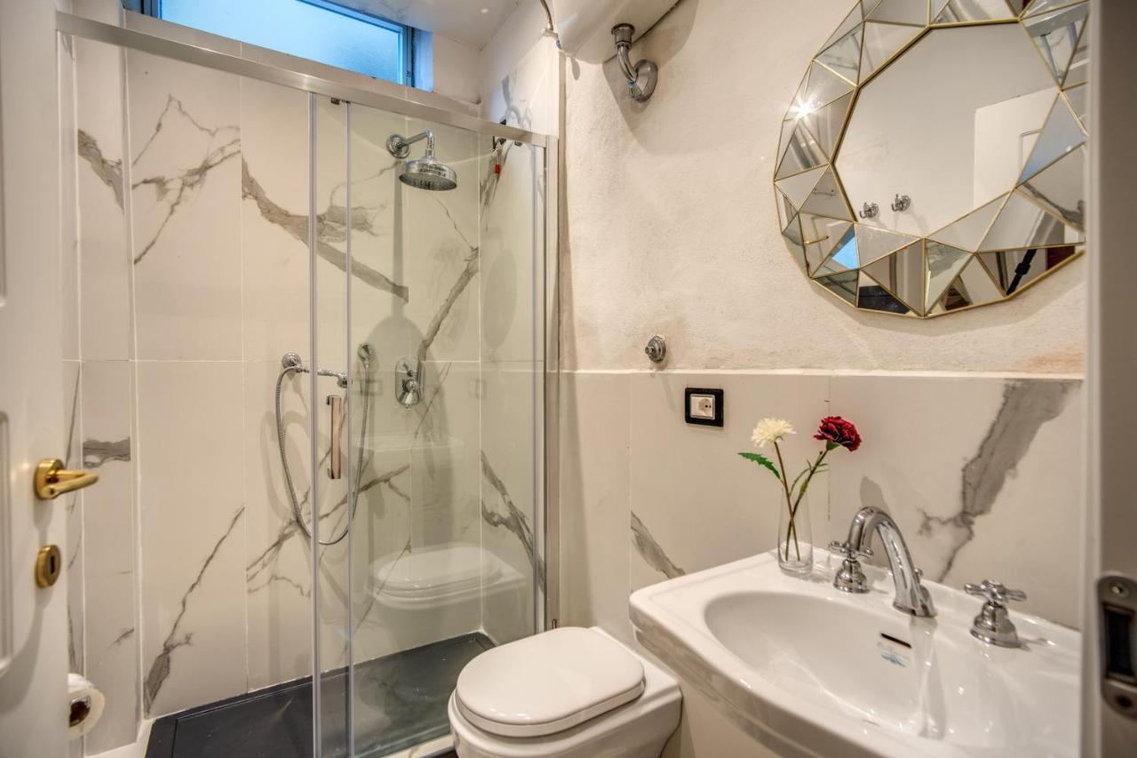 Aweshomeitaly - White Mirrors Apartment Pisa Exterior foto