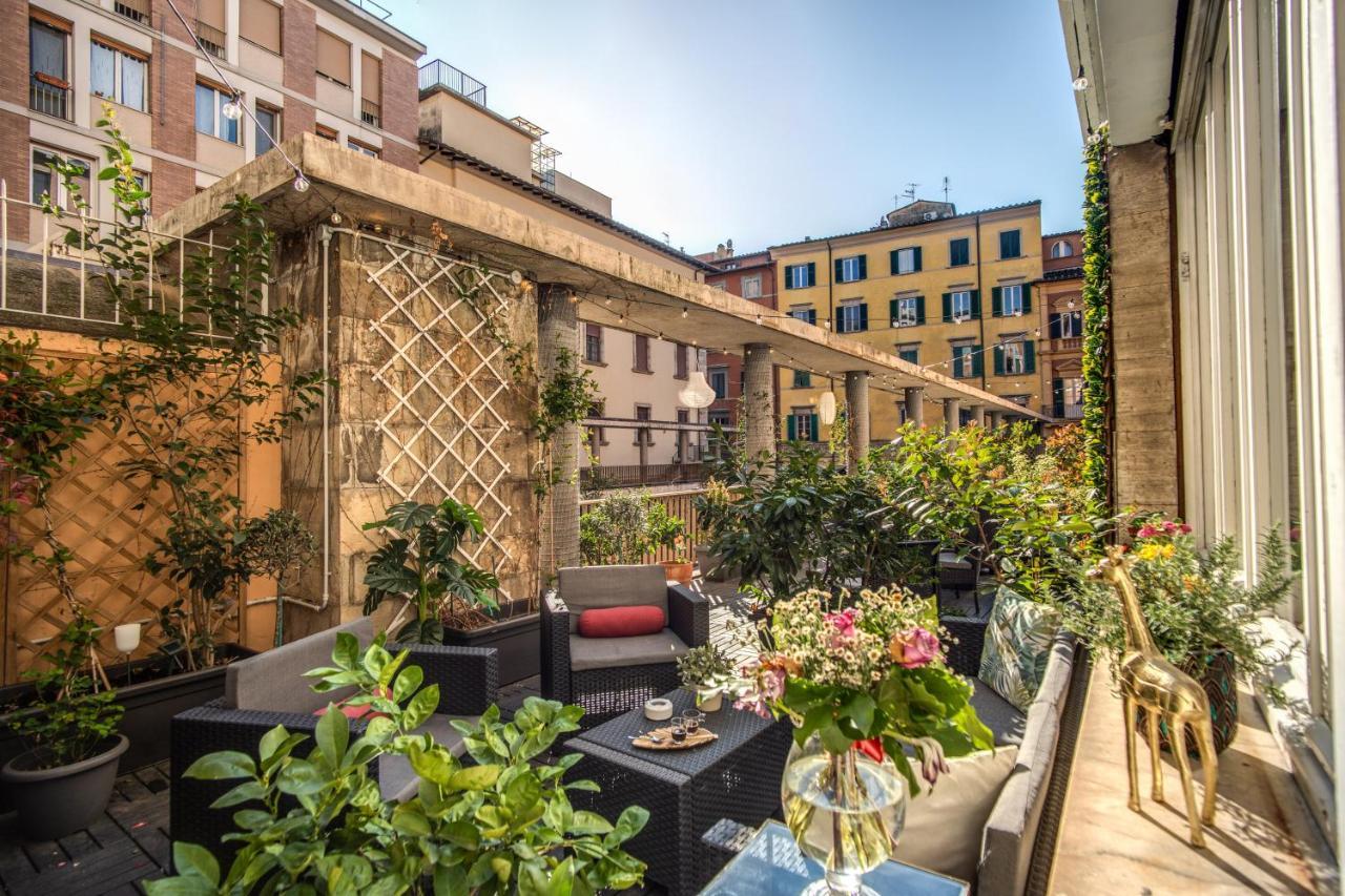 Aweshomeitaly - White Mirrors Apartment Pisa Exterior foto